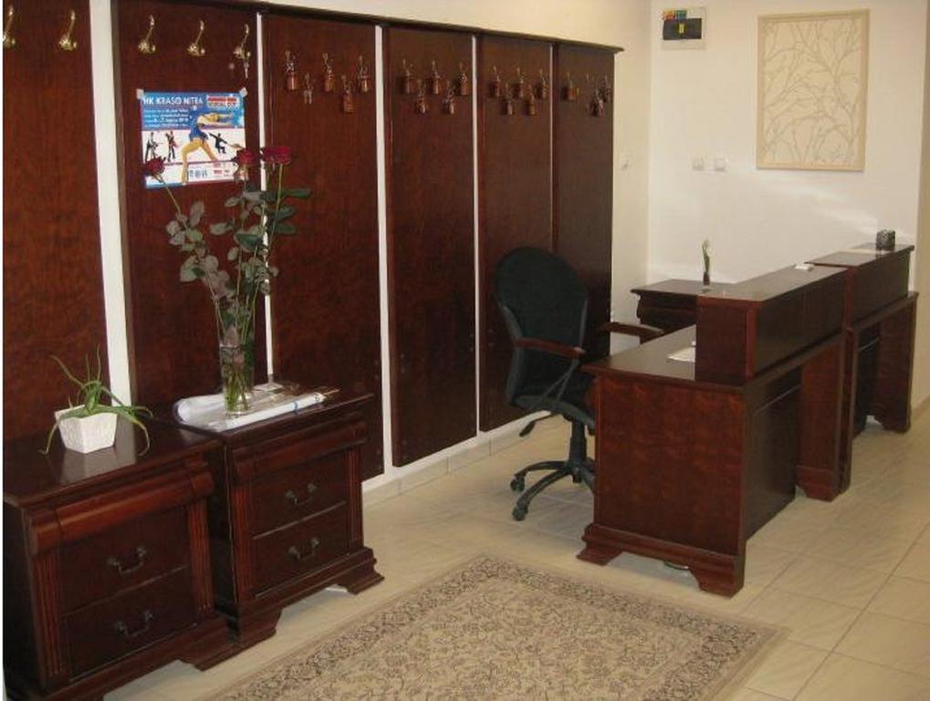 Hotel Oko Nyitra Kültér fotó