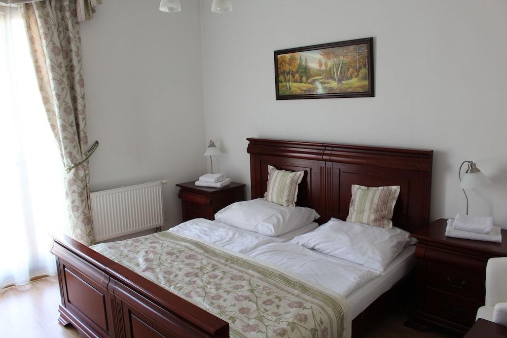 Hotel Oko Nyitra Kültér fotó